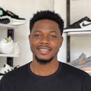 Surulere Sneakers Surulere Sneakers
